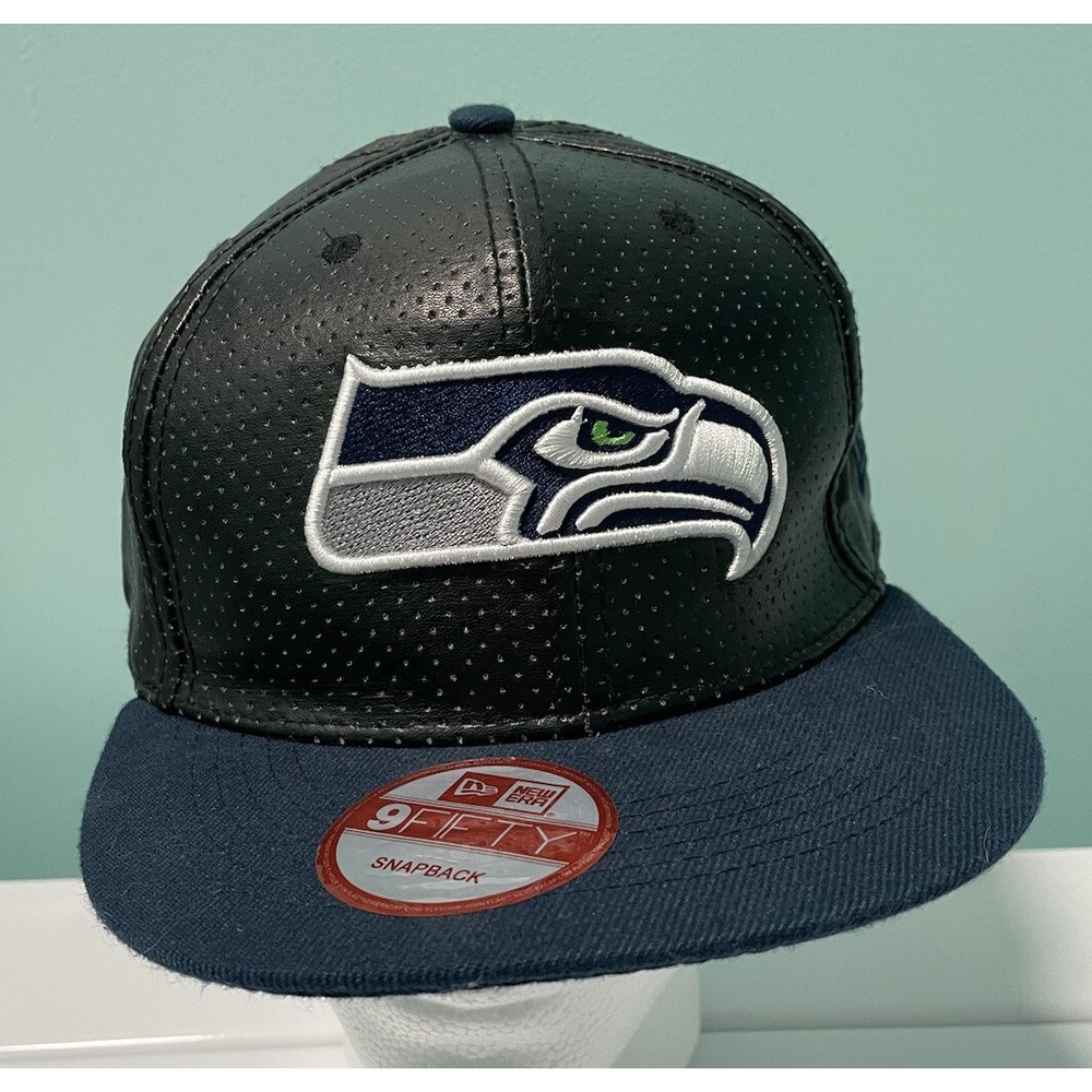 Seattle Seahawks 9FIFTY Black Vinyl Snapback Hat New Era NFL Adjustable Cap